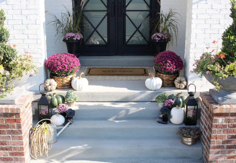 5 Must Haves for your Fall Front Porch