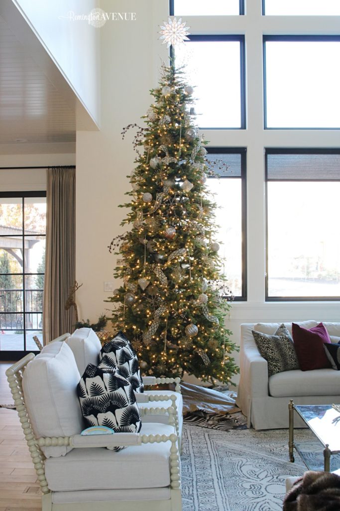 12 Bloggers of Christmas with Balsam Hill - A Metallic and Glass Christmas Tree