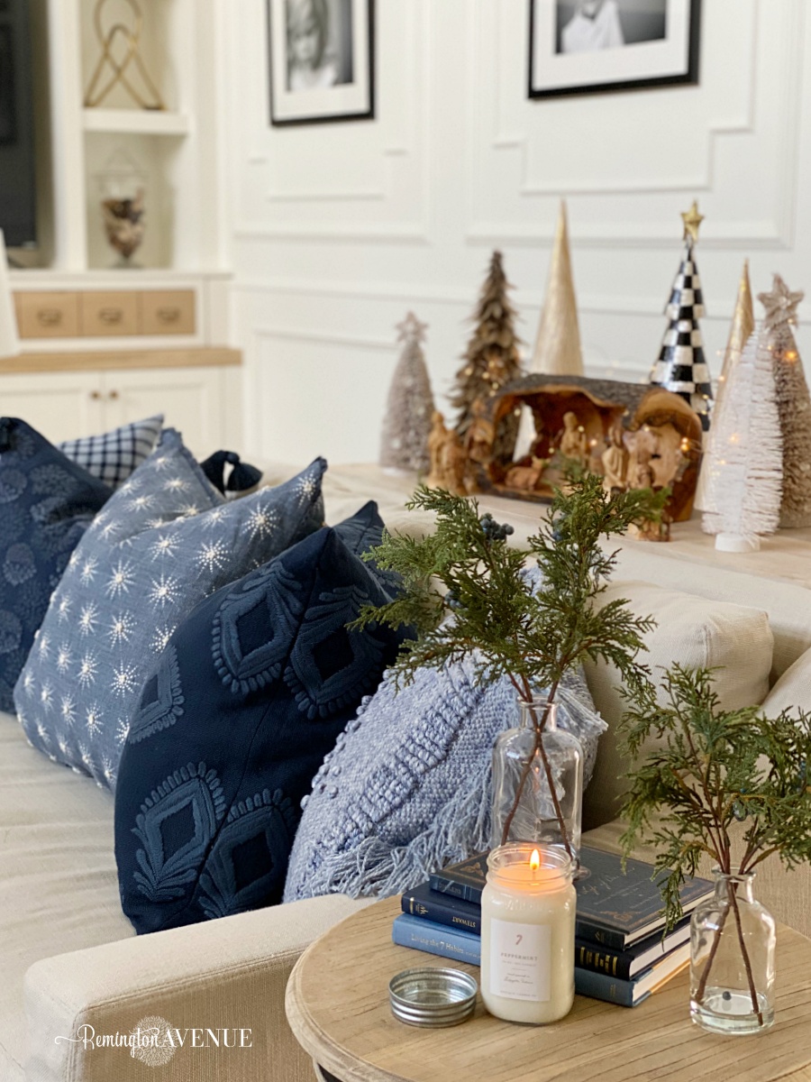 holiday living room- manger scene