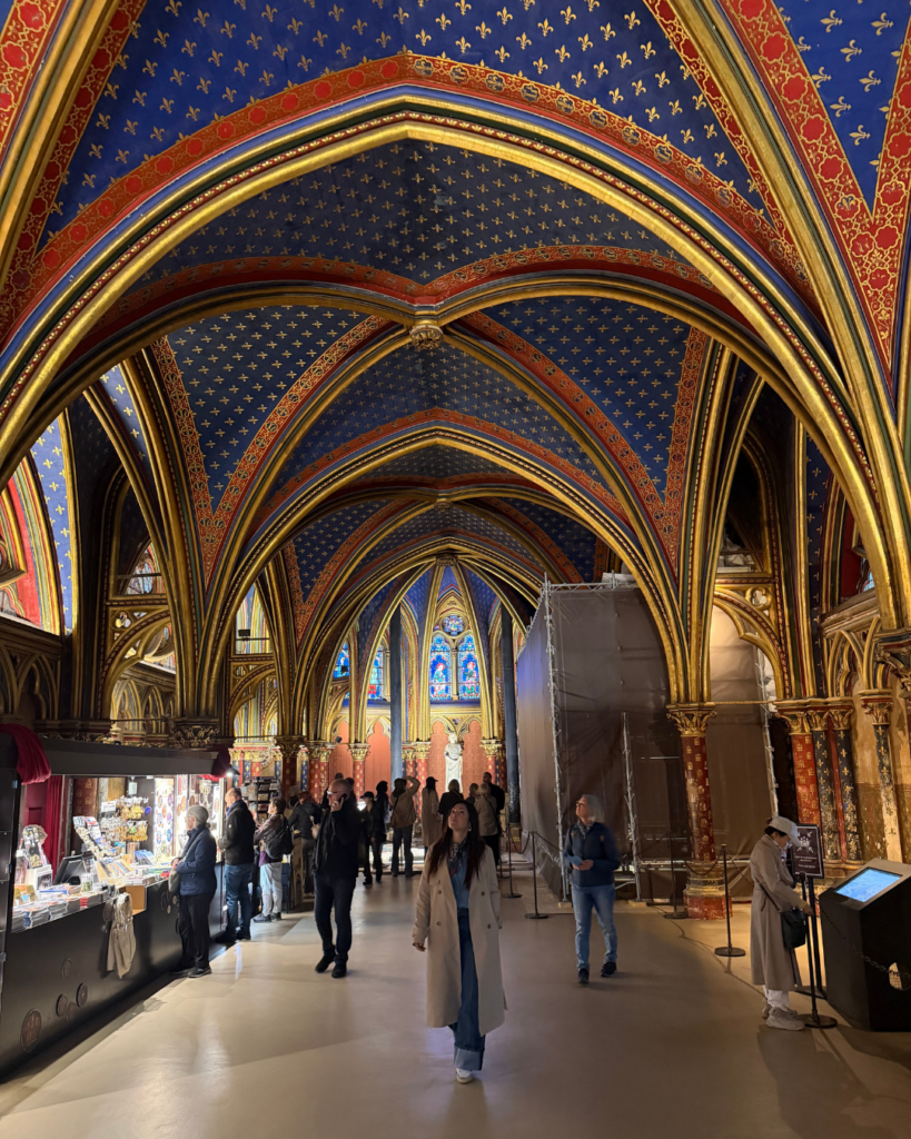 Paris Travel Guide